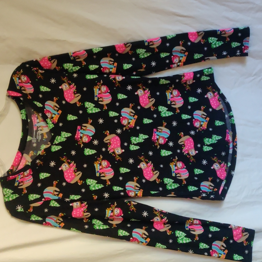 Festive sloth shirt